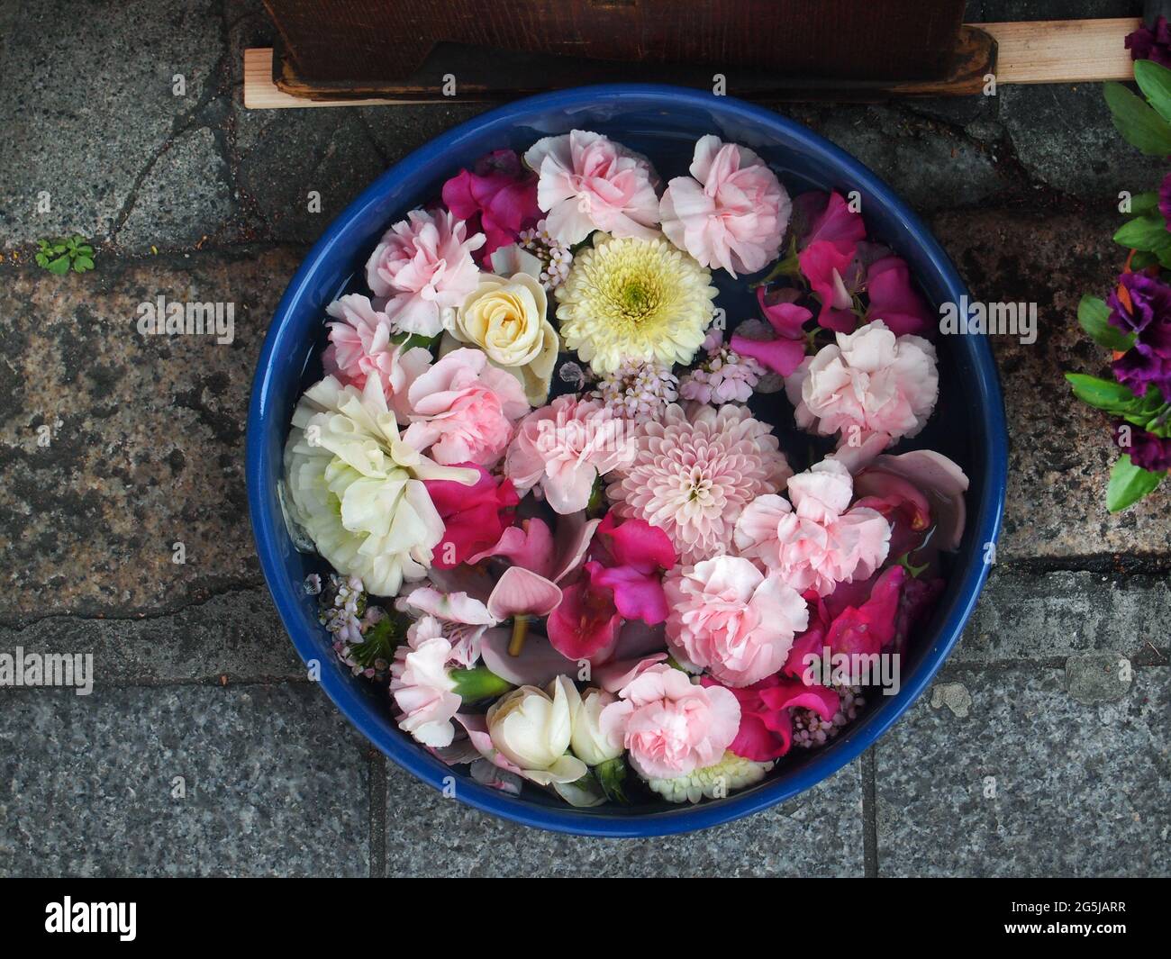 flower arrangement in the historic city of Kyoto Stock Photo Alamy
