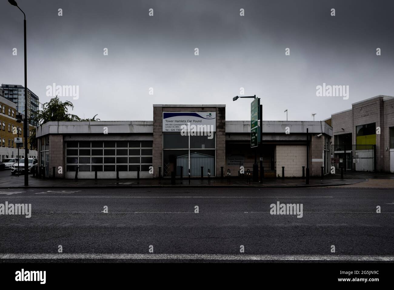 Tower Hamlets Car Pound Stock Photo Alamy