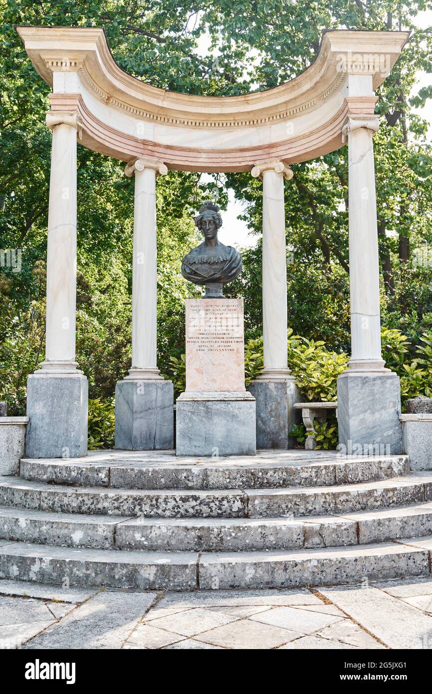 Exedra located in the fabulous El Capricho park in Madrid. Vertical photography Stock Photo