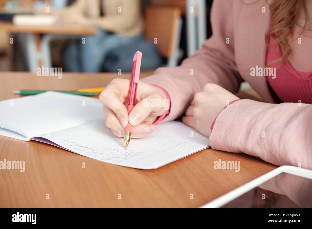 Woman university student lecture hi-res stock photography and images ...