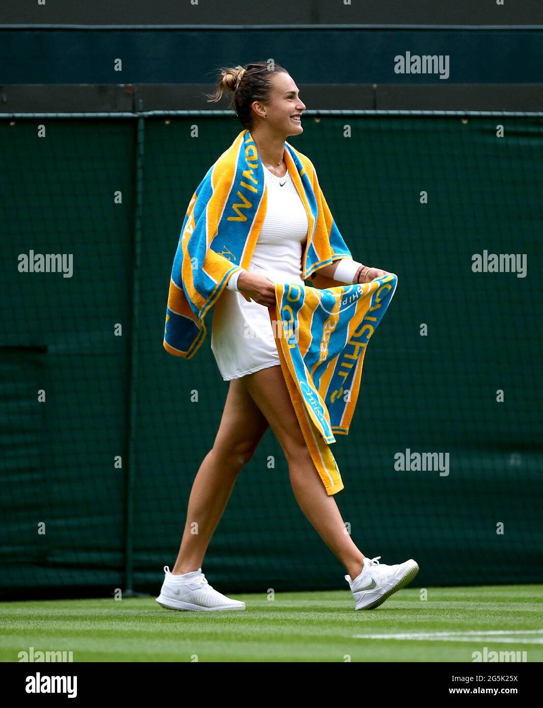 Wimbledon the all england lawn tennis club towel hi res stock photography and images Page 2 Alamy