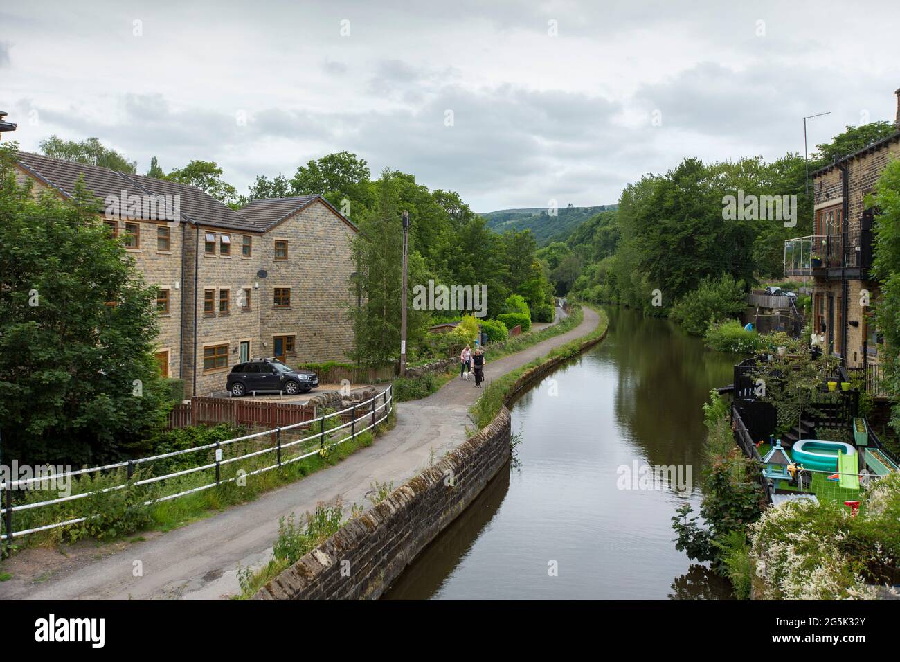New houses in the flood risk zone of the Calder valley, West Yorkshire