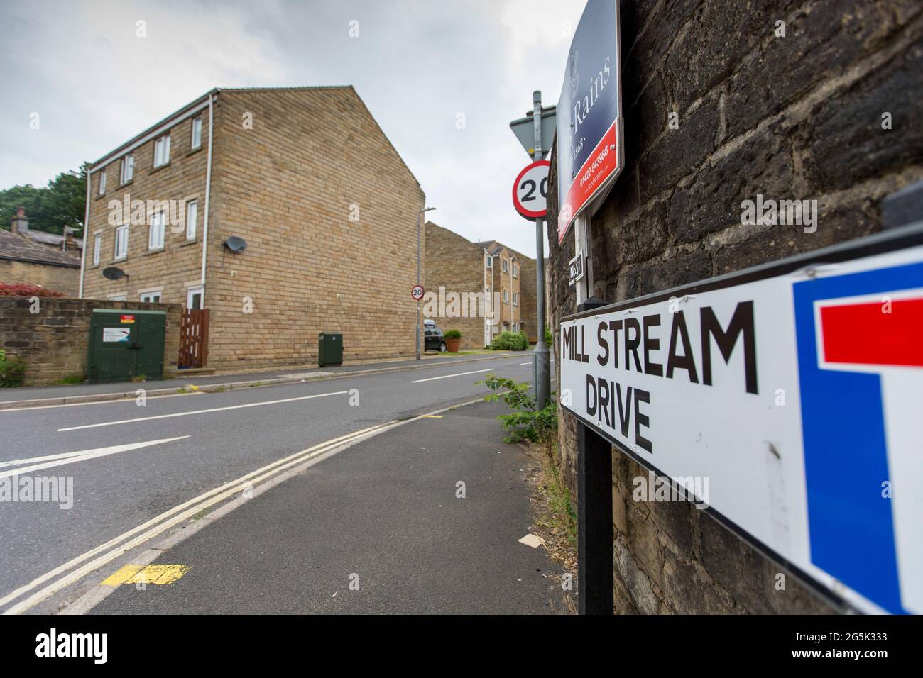 New houses in the flood risk zone of the Calder valley, West Yorkshire