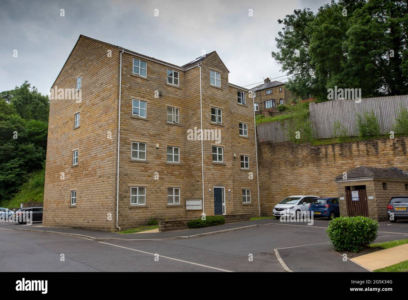 New houses in the flood risk zone of the Calder valley, West Yorkshire