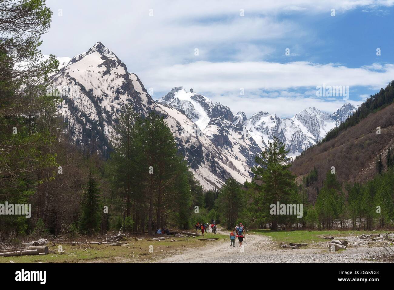Hiking adventure tours hi-res stock photography and images - Alamy