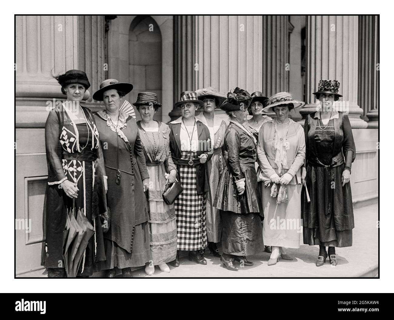 1919 woman suffragettes hi-res stock photography and images - Alamy