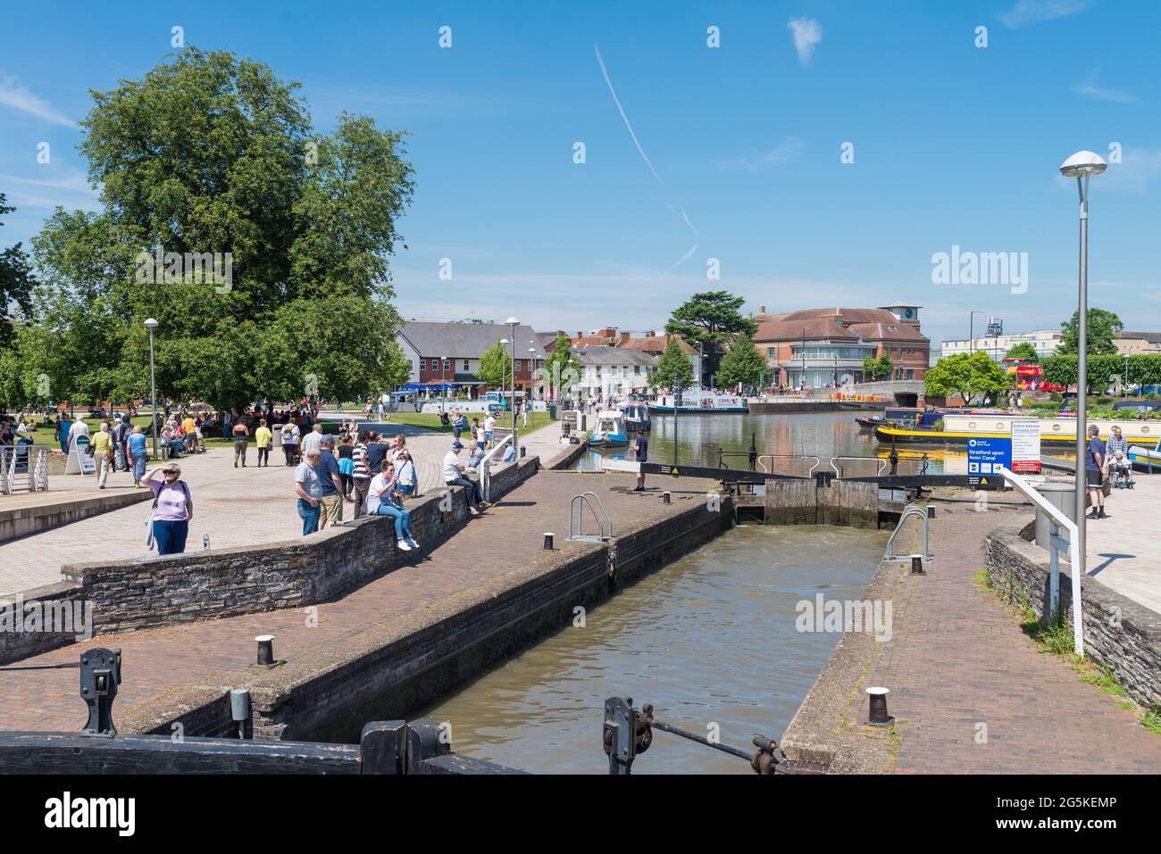 Lock at the entrance to the marina at Stratford-upon-Avon, Warwickshire Stock Photo