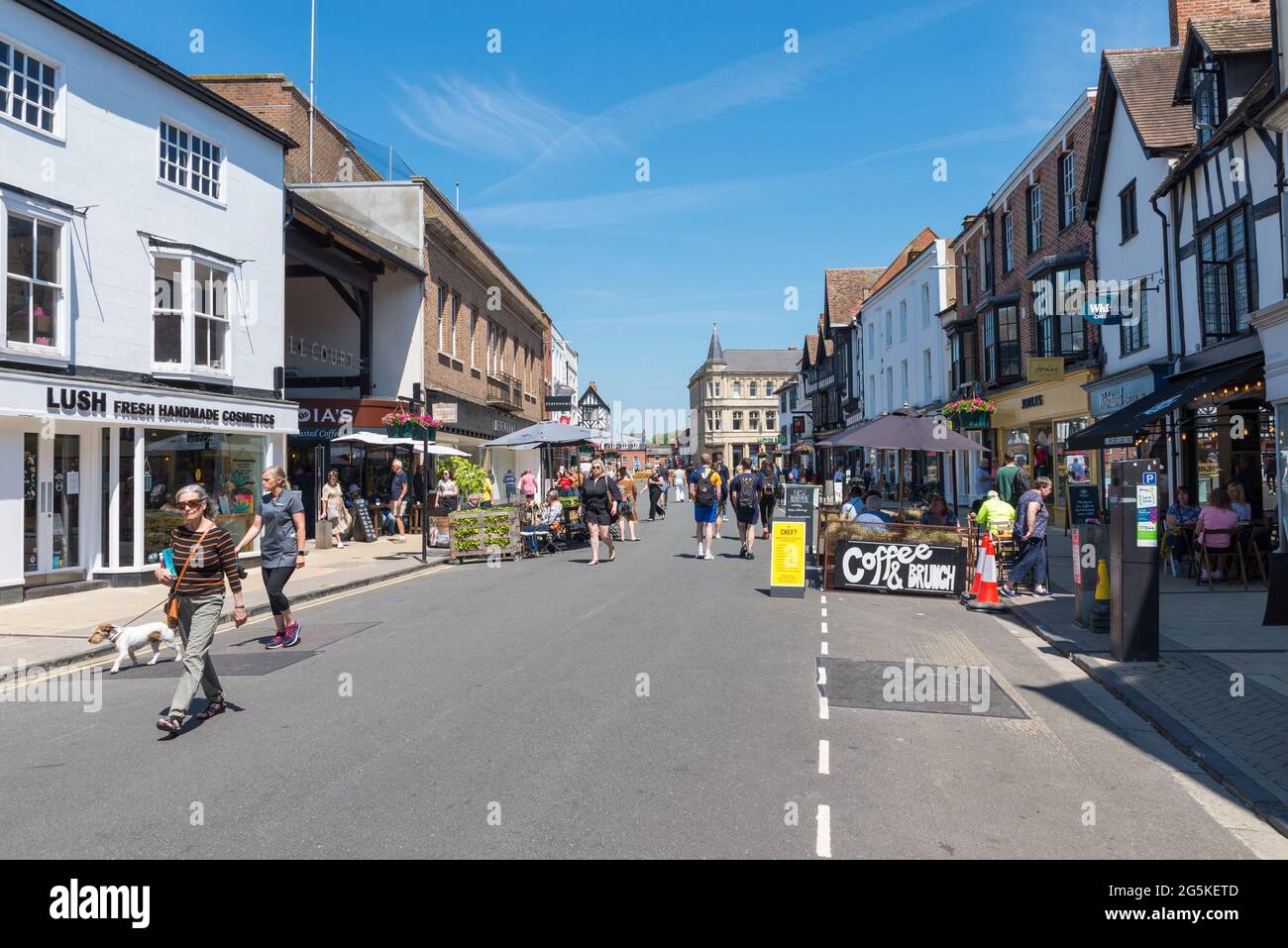 High Street in Stratford-upon-Avon, Warwickshire is closed to traffic to help social distancing Stock Photo