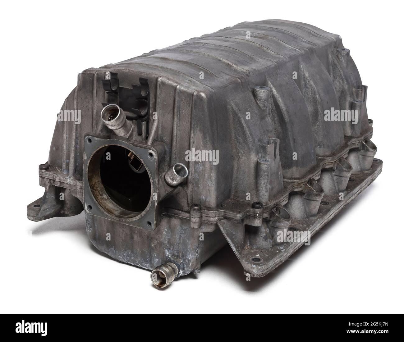 Intake manifold metal housing with a system for adjusting the air flow