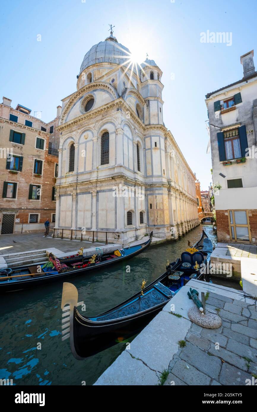 Venice old italy building hi-res stock photography and images - Alamy