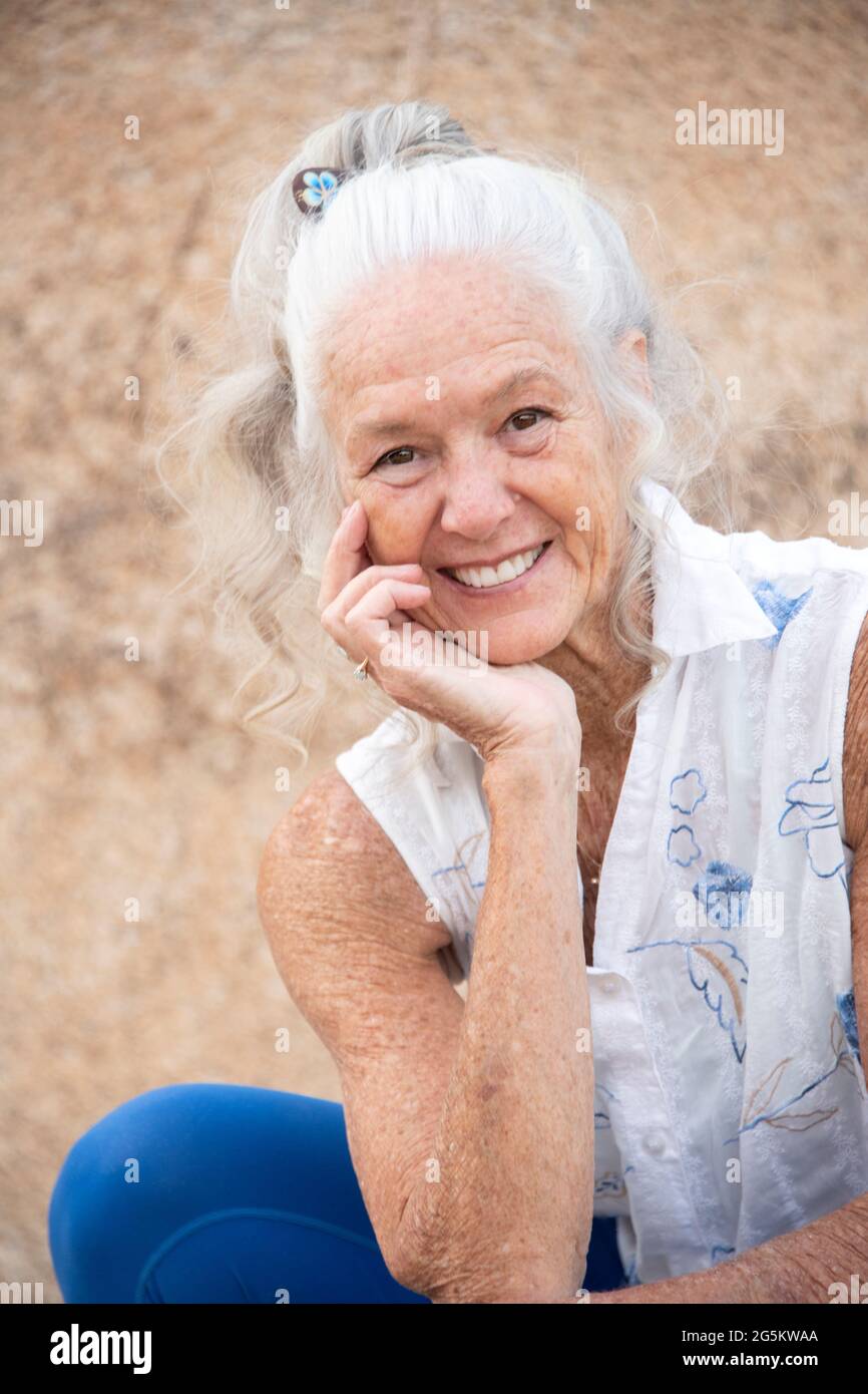 Happy senior woman outdoors hi-res stock photography and images - Alamy