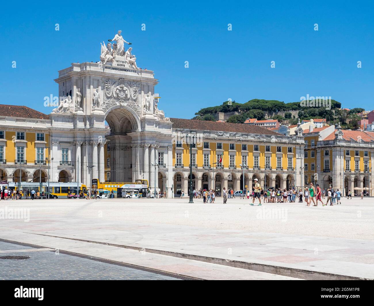 Commercial Square, Praça do Comercio, Triumphal Arch Arco da Rua Augusta with Ministry of Justice, Baixa, Lisbon, Portugal, Europe Stock Photo