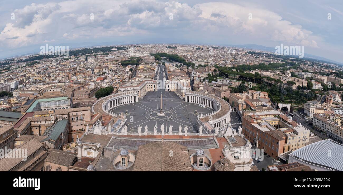 an aerial panoramic and high definition view of St peter square and the