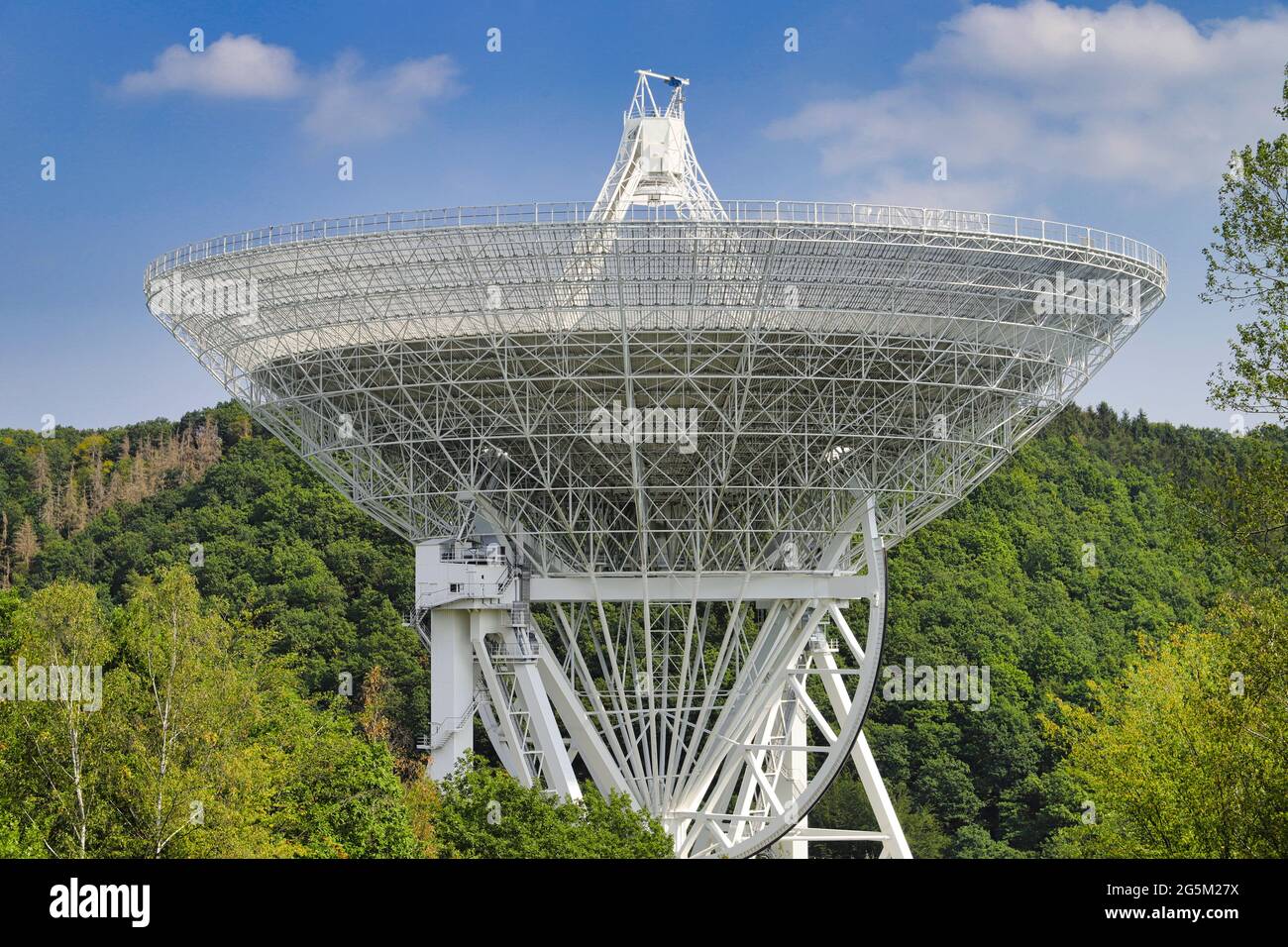 Radio Telescope Effelsberg Germany Stock Photo - Alamy