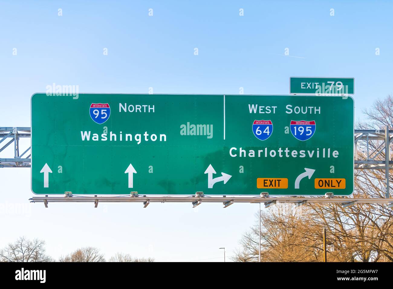 Sign on i95 interstate 95 highway in Virginia for exit way to Charlottesville via interstate 64 and Washington dc in Richmond, USA Stock Photo
