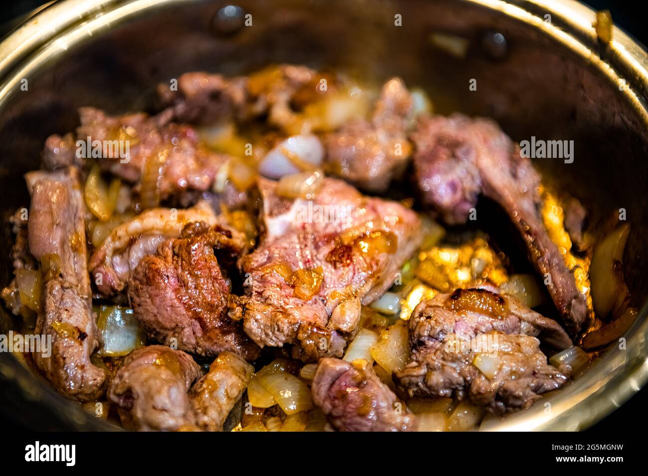 Middle eastern lamb shoulder hi-res stock photography and images - Alamy