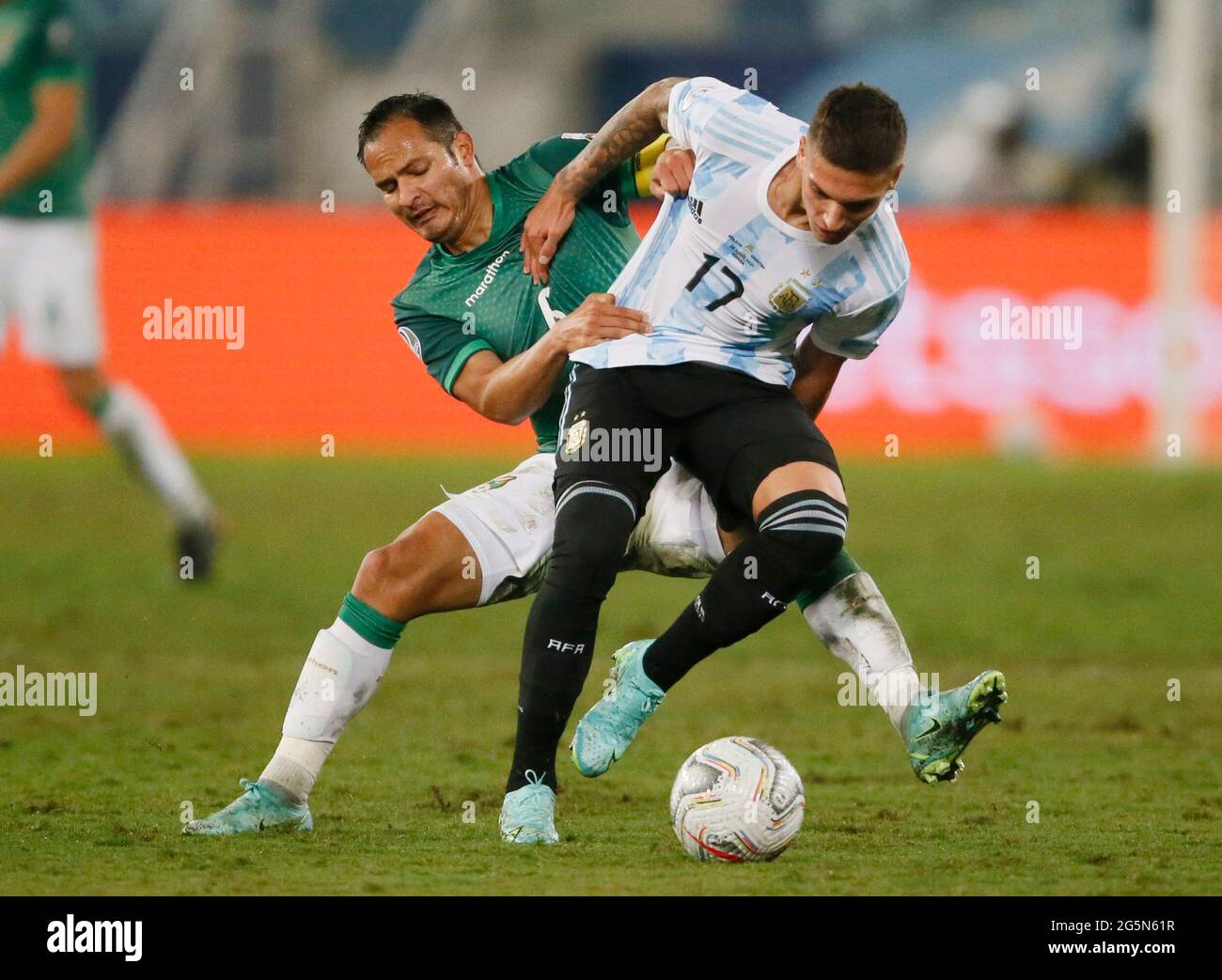 Soccer Football Copa America 21 Group A Bolivia V Argentina Arena Pantanal Cuiaba Brazil June 28 21 Argentina S Nicolas Dominguez In Action With Bolivia S Leonel Justiniano Reuters Mariana Greif Stock Photo Alamy