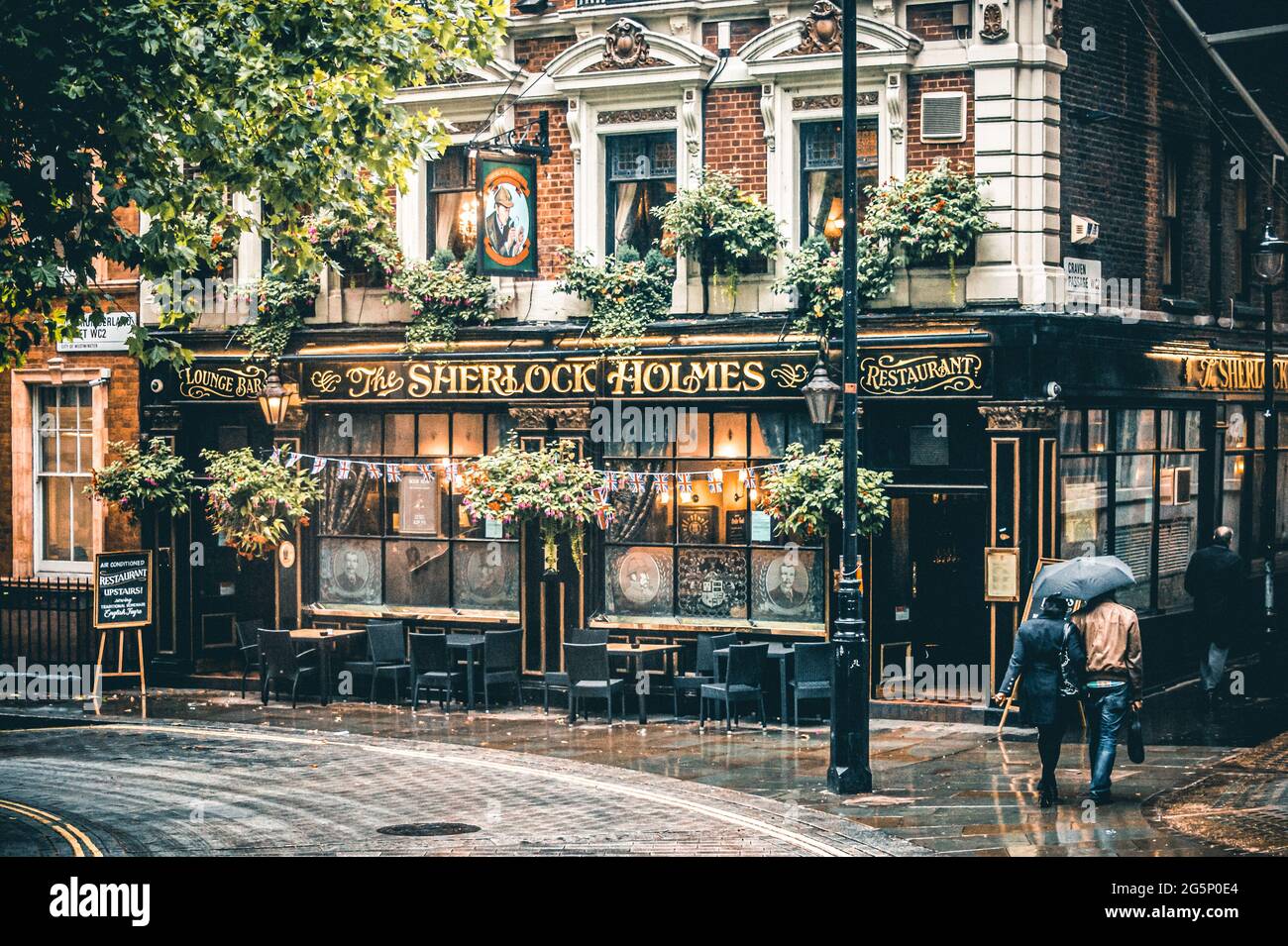 the sherlock holmes restaurant london