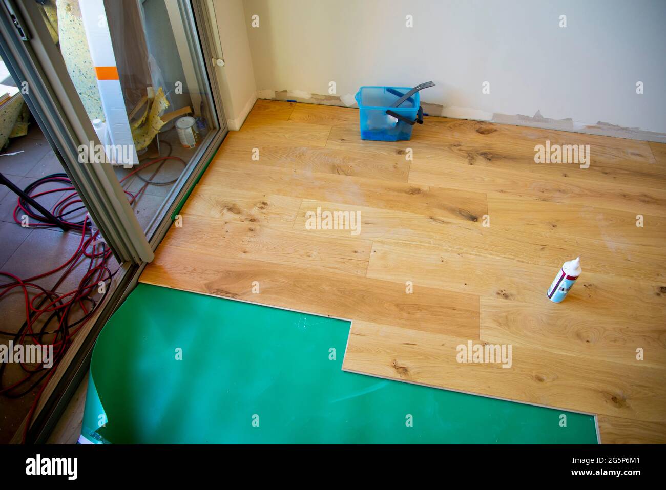 Installation of a Floating Floor Stock Photo Alamy