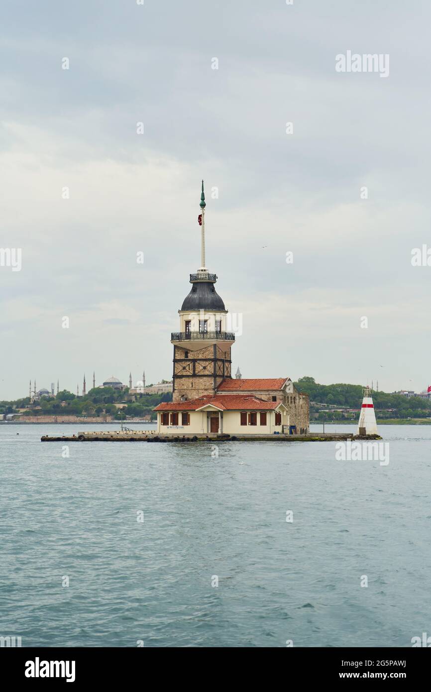 The Maidens Tower In The Bosphorus Istanbul Turkey Stock Photo Alamy