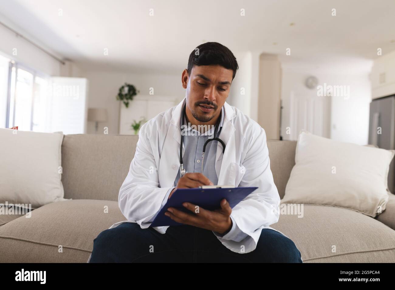 Hispanic male patient hi-res stock photography and images - Alamy