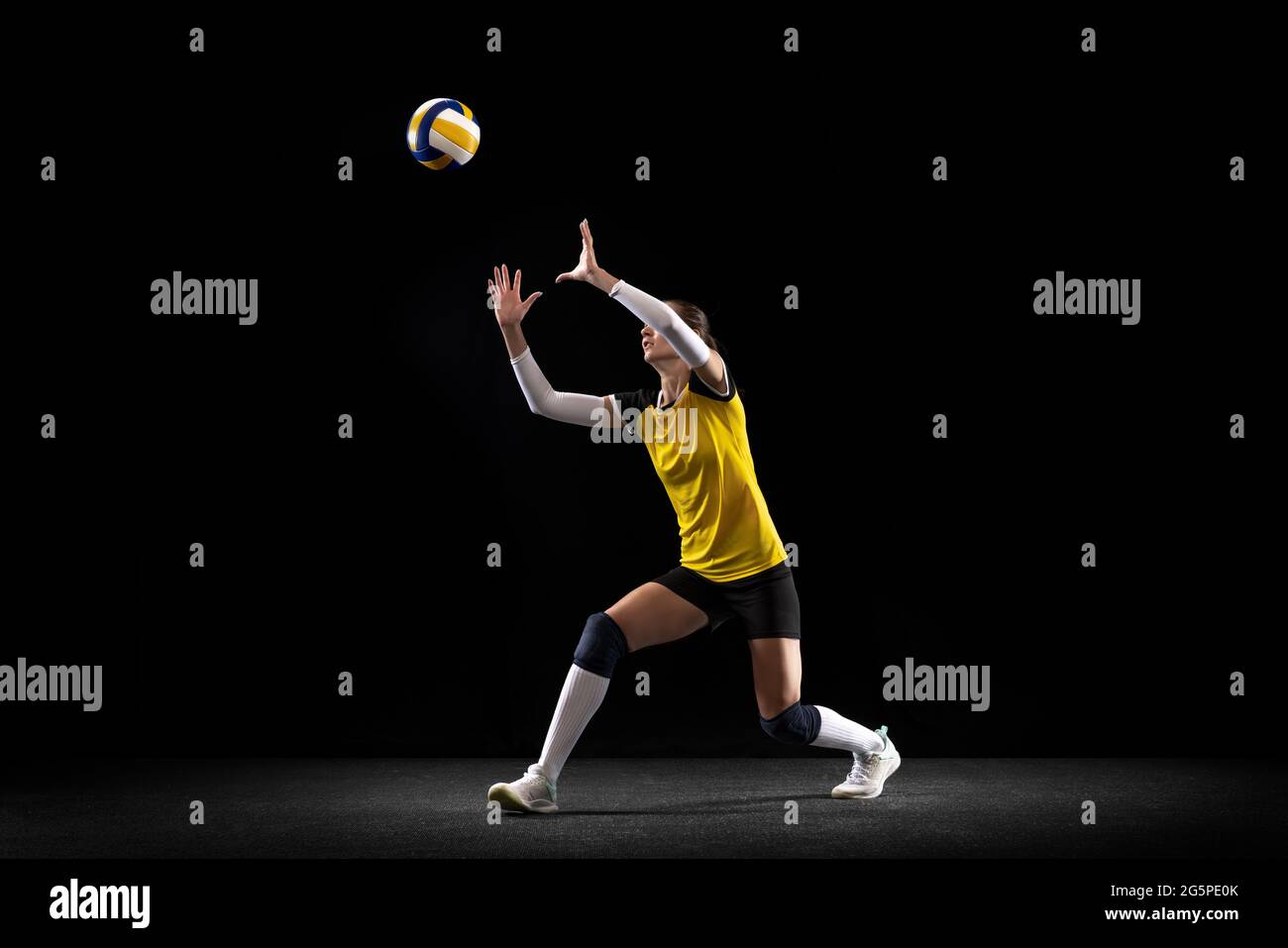 Free Images : play, train, young, training, exercise, together, movement,  competition, sporty, championship, network, fairness, athlete, active, ball  sports, playing field, team sport, volley, sports hall, team sports,  volleyball field, volleyball net