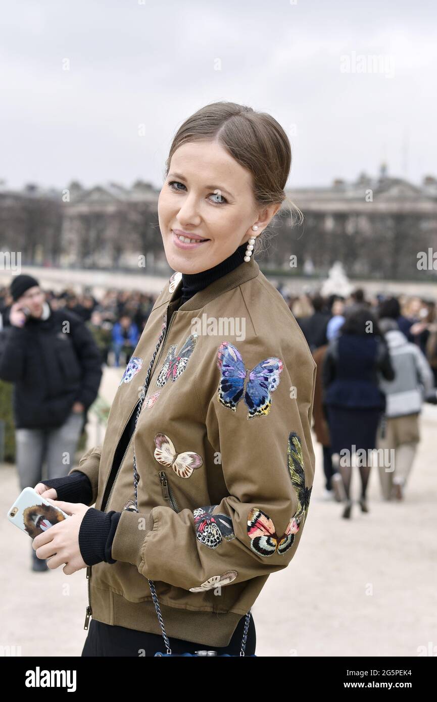 Paris Fashion Week France Stock Photo Alamy