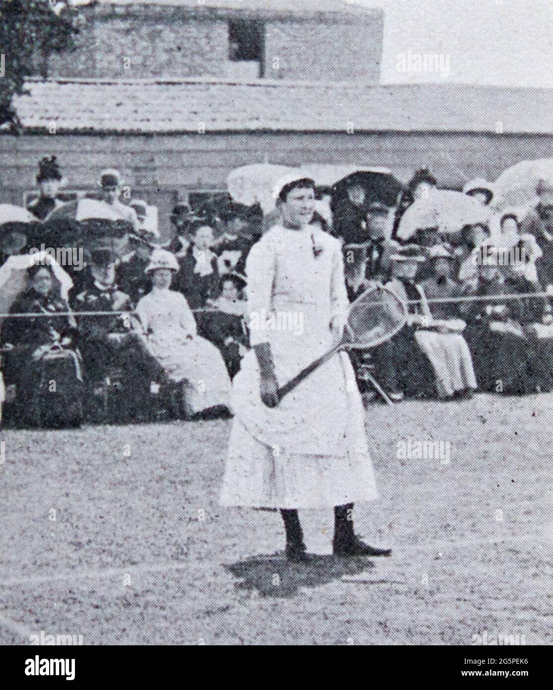 LOTTIE DOD (1871-1960) English sport swoman who excelled at tennis, archery and golf Stock Photo