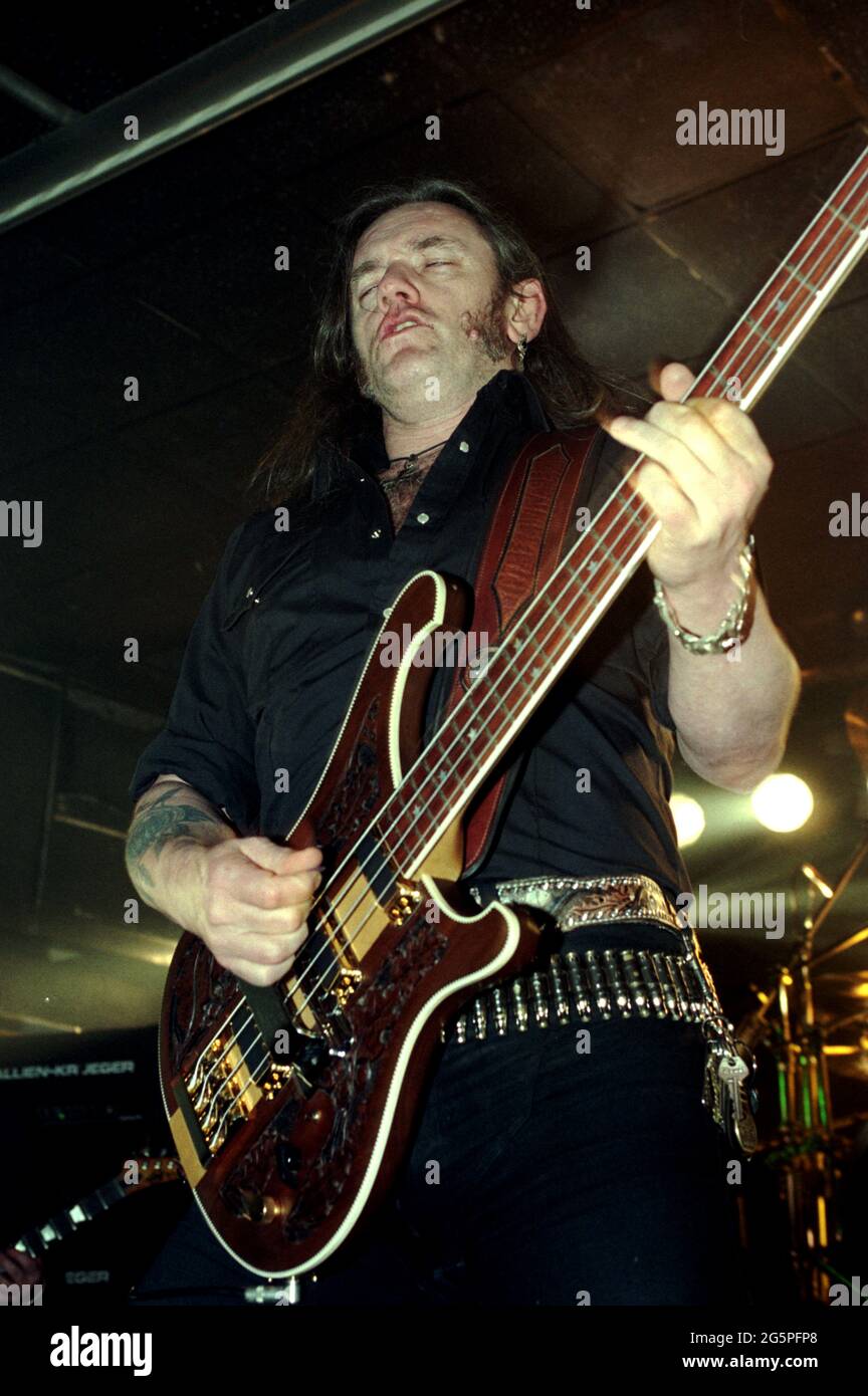 Motorhead singer lemmy kilmister hi-res stock photography and images ...