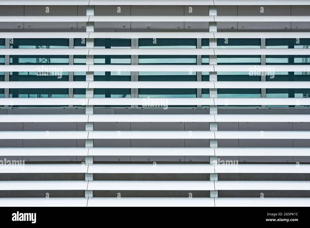 Metal wall construction of the new building Stock Photo Alamy