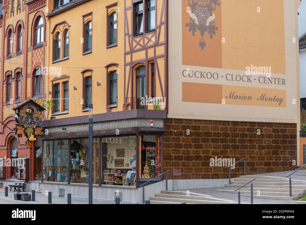 Cuckoo-Clock-Center selling typical Black Forest souvenirs, St. Goar, Upper Middle Rhine Valley, UNESCO World Heritage, Rheineland-Palatinate Germany Stock Photo