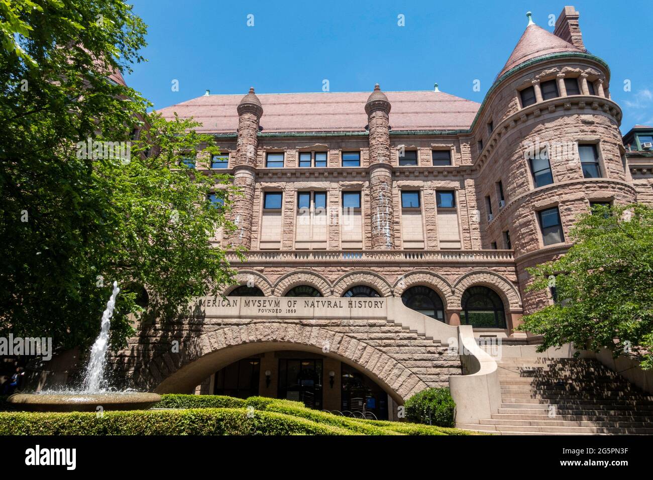 American Museum of Natural History is located on the Upper West Side in New York City, USA Stock Photo