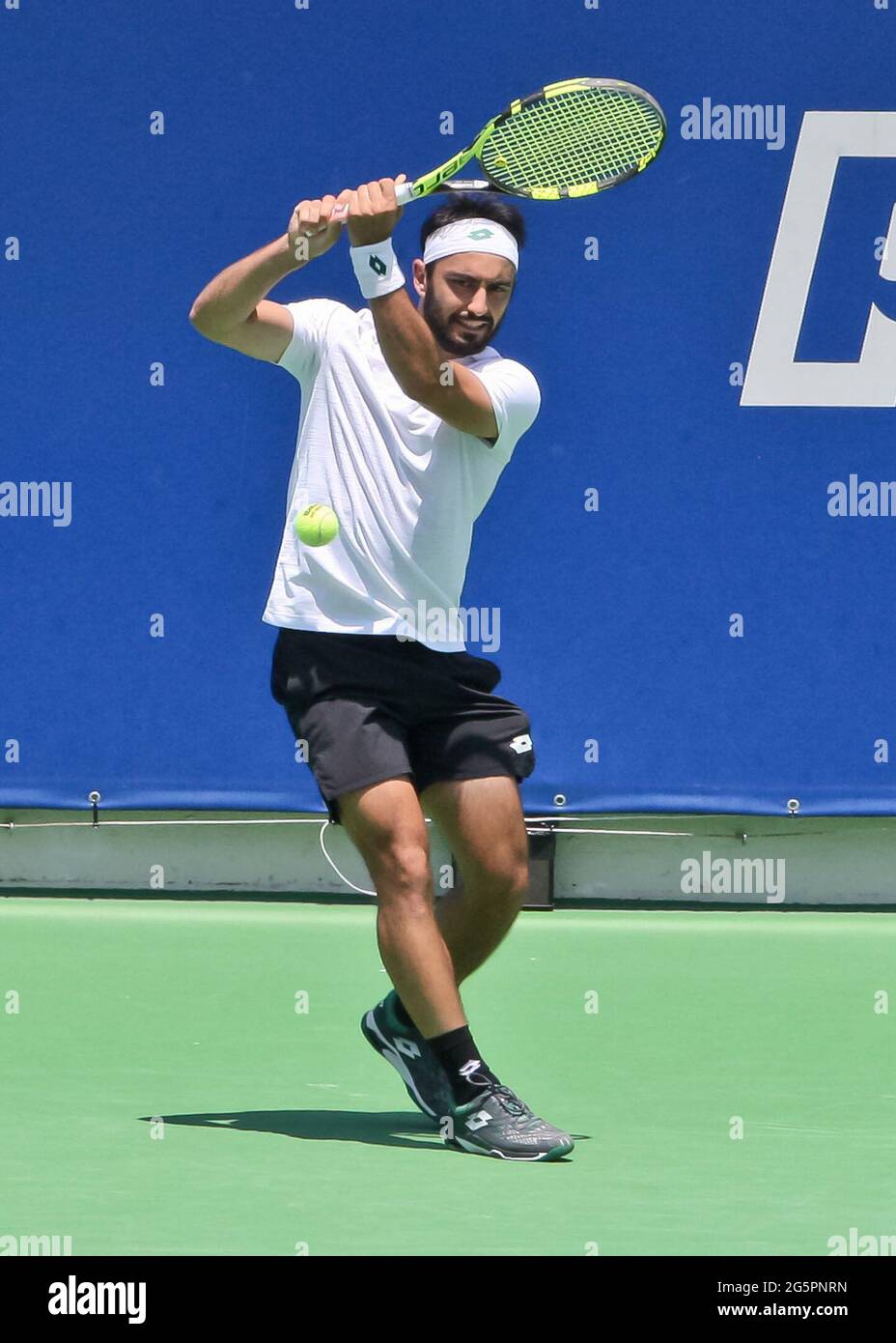 Porto, 06/29/2020 - Tennis - Porto Open 2021, at the Monte Aventino Sports  Complex in Porto. Lorenzo Giustino, tennis player (ITA). ( José Carmo /  Global Images/Sipa USA Stock Photo - Alamy