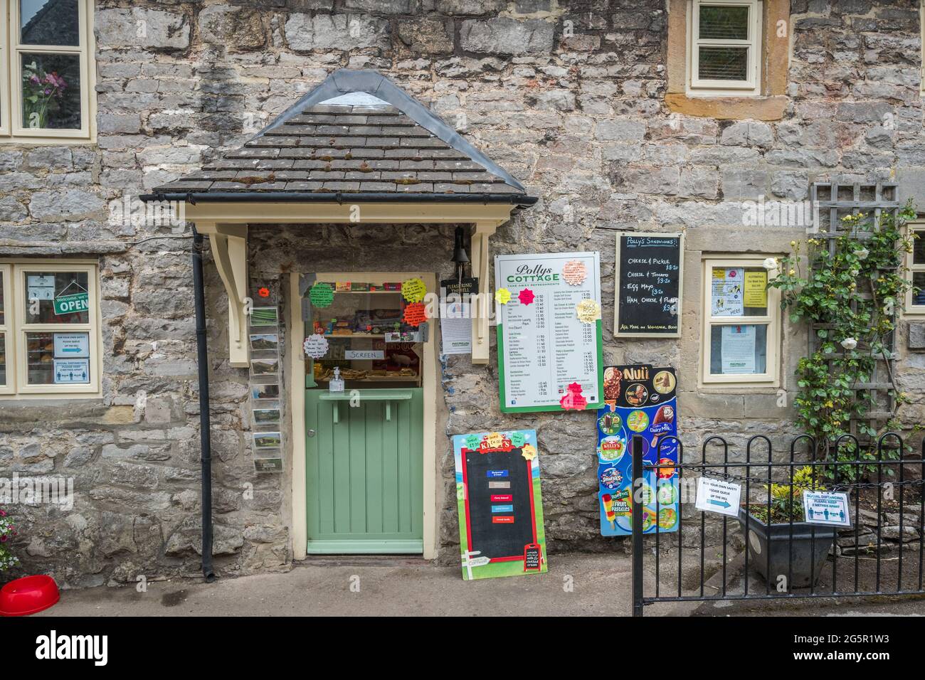 Polly's Cottage take away shop in Milldale, Peak District, Staffoldshire. Stock Photo