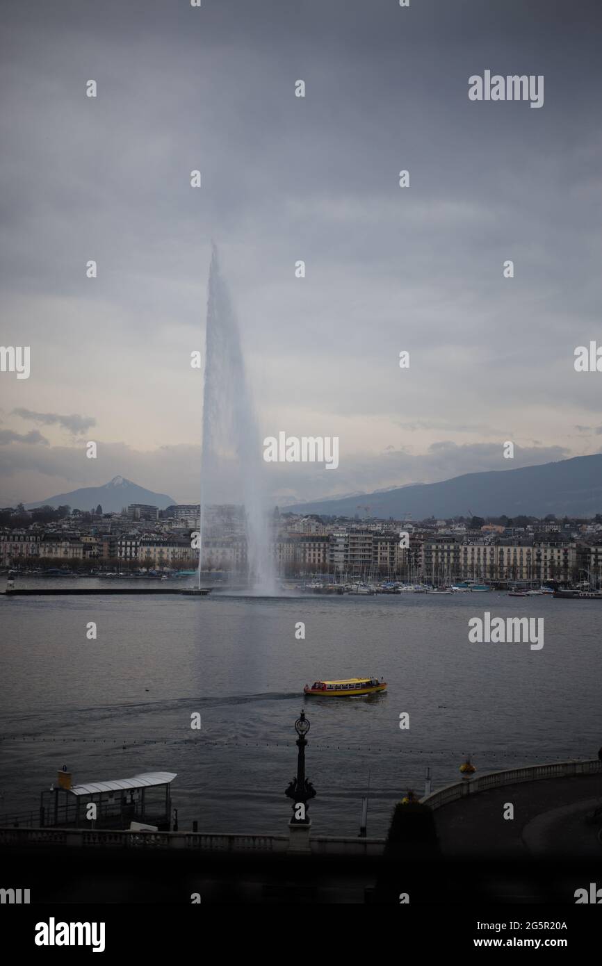 Jet d’Eau, lake Geneva, Switzerland Stock Photo Alamy