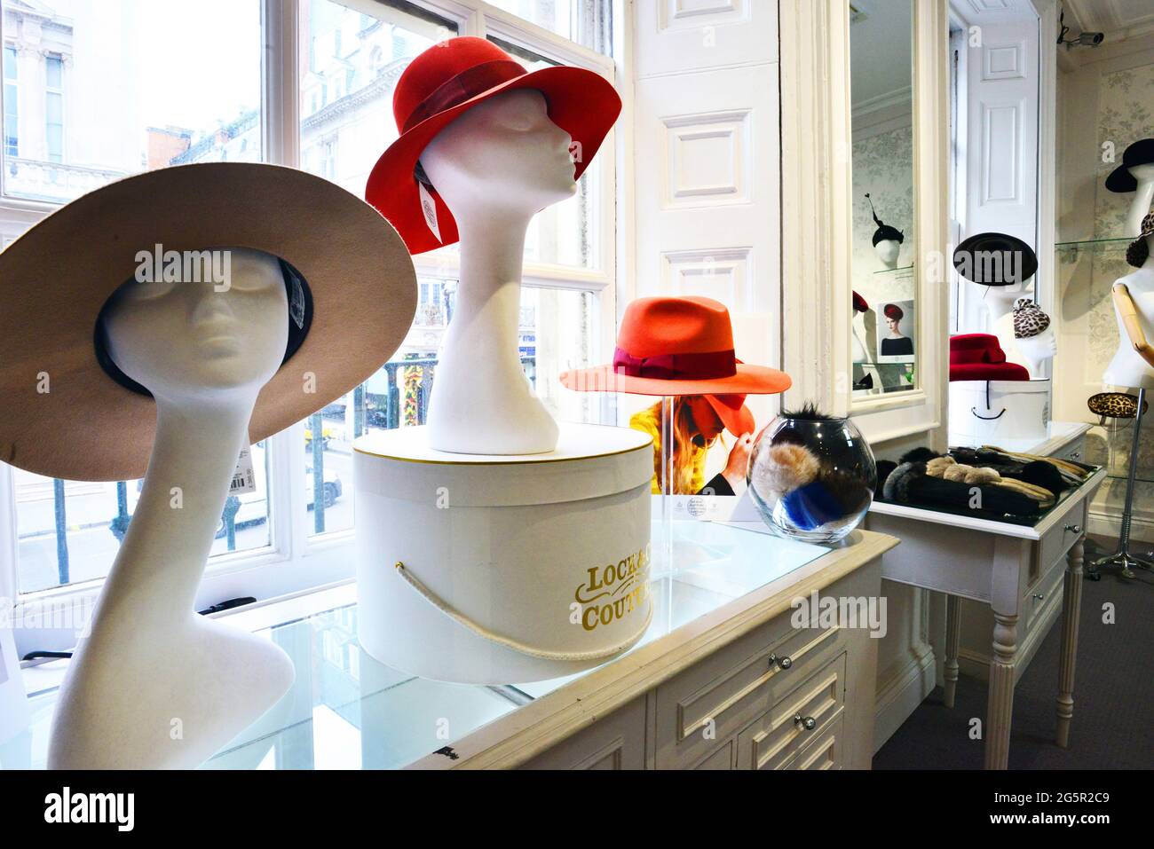 UNITED KINGDOM. ENGLAND. LONDON. HATS FROM JOHN LOBB, HATTER SINCE 1876