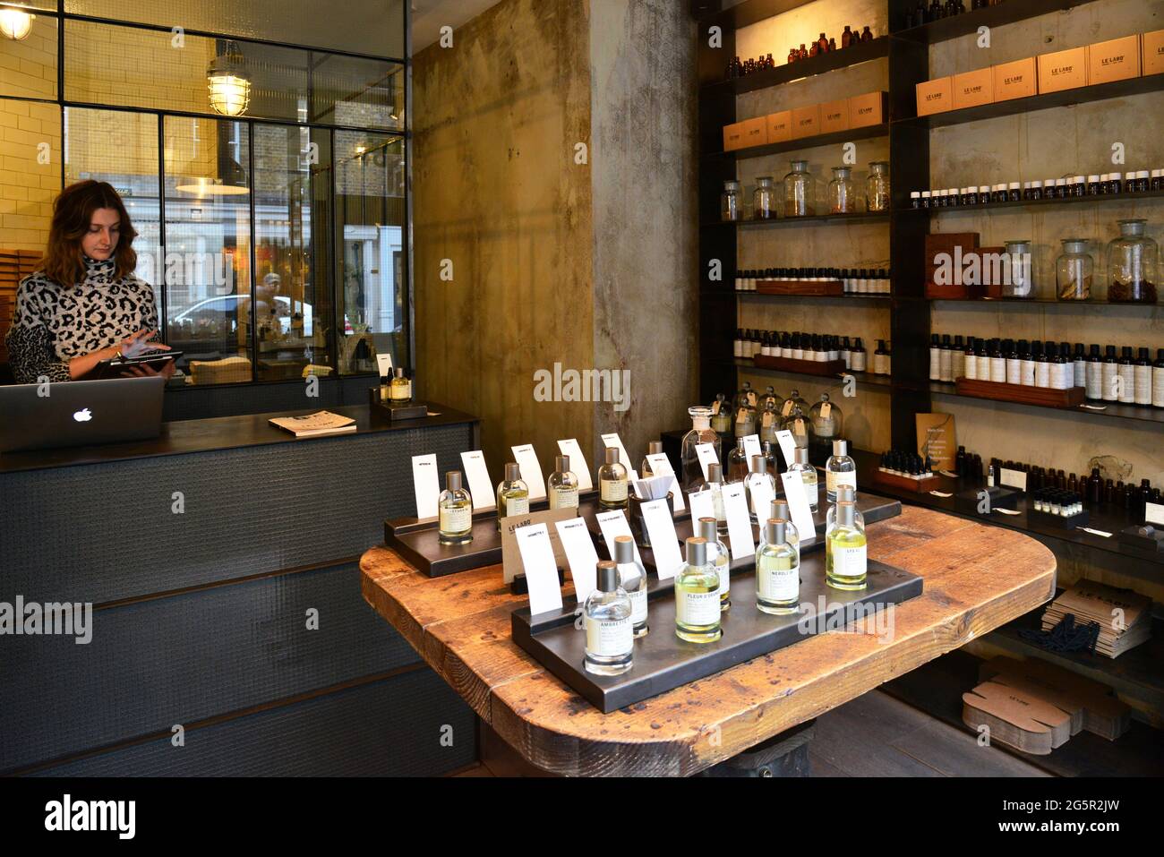 UNITED KINGDOM. ENGLAND. LONDON. SEVEN DIALS DISTRICT. THE SHOP OF THE FLAGRANCES CREATOR LE LABO. Stock Photo