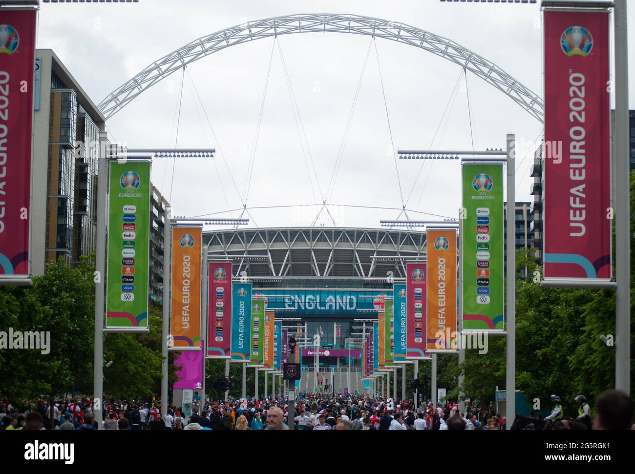 Knockout Wembley Stadium Hi-res Stock Photography And Images - Alamy