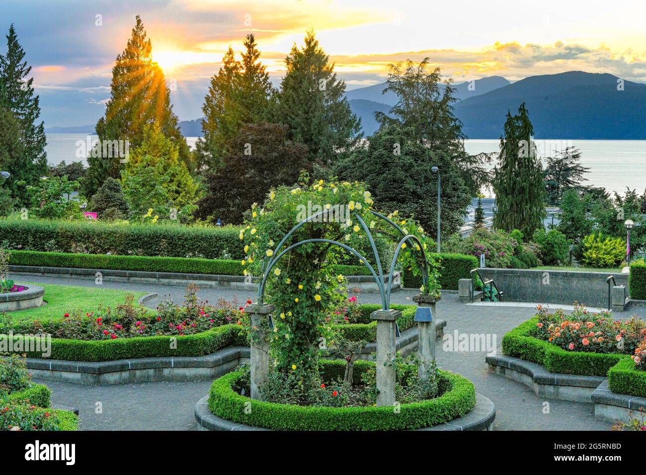 Rose Garden, UBC, Vancouver, British Columbia, Canada Stock Photo Alamy