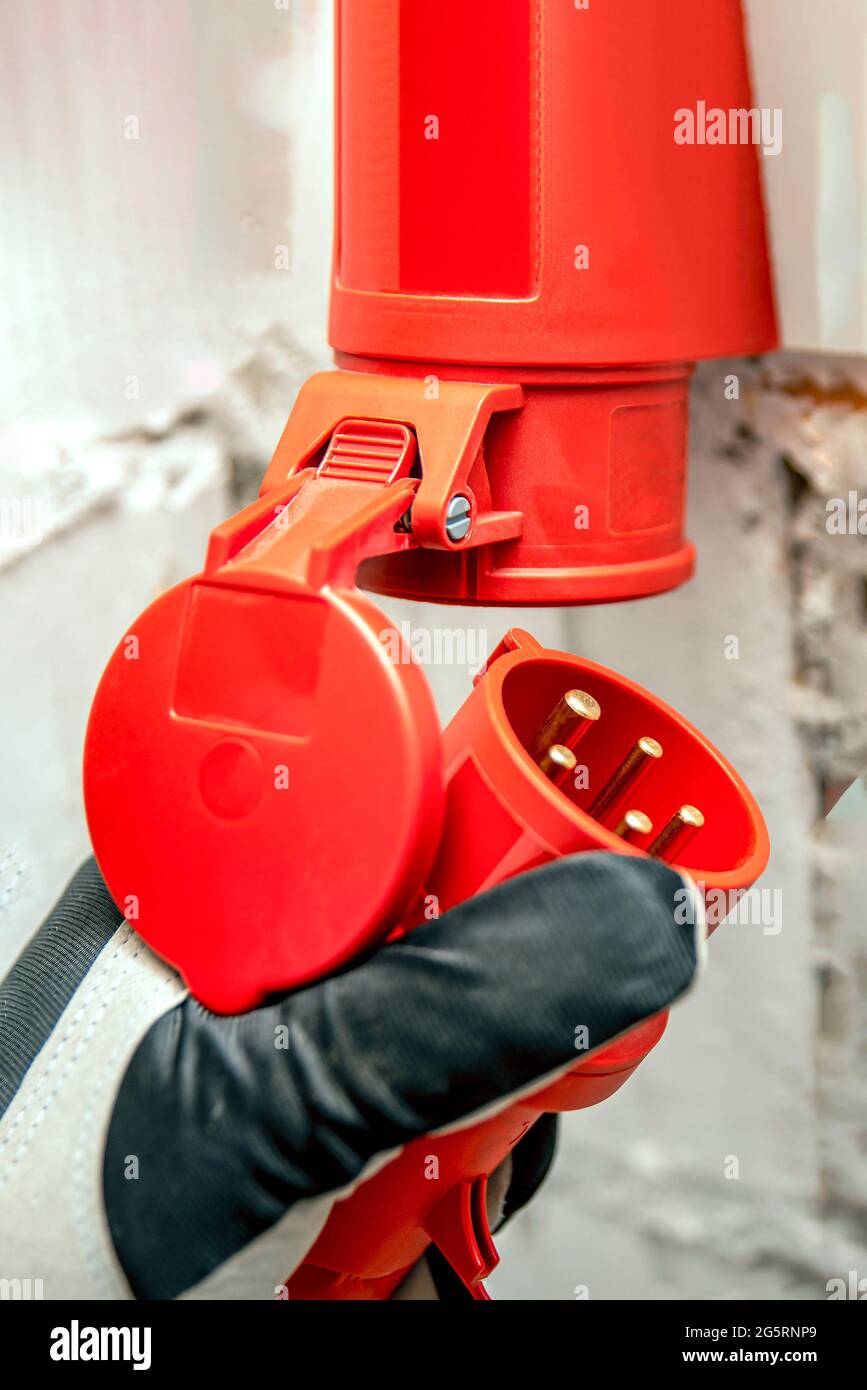 Electricity cost, electricity price, high voltage industrial socket