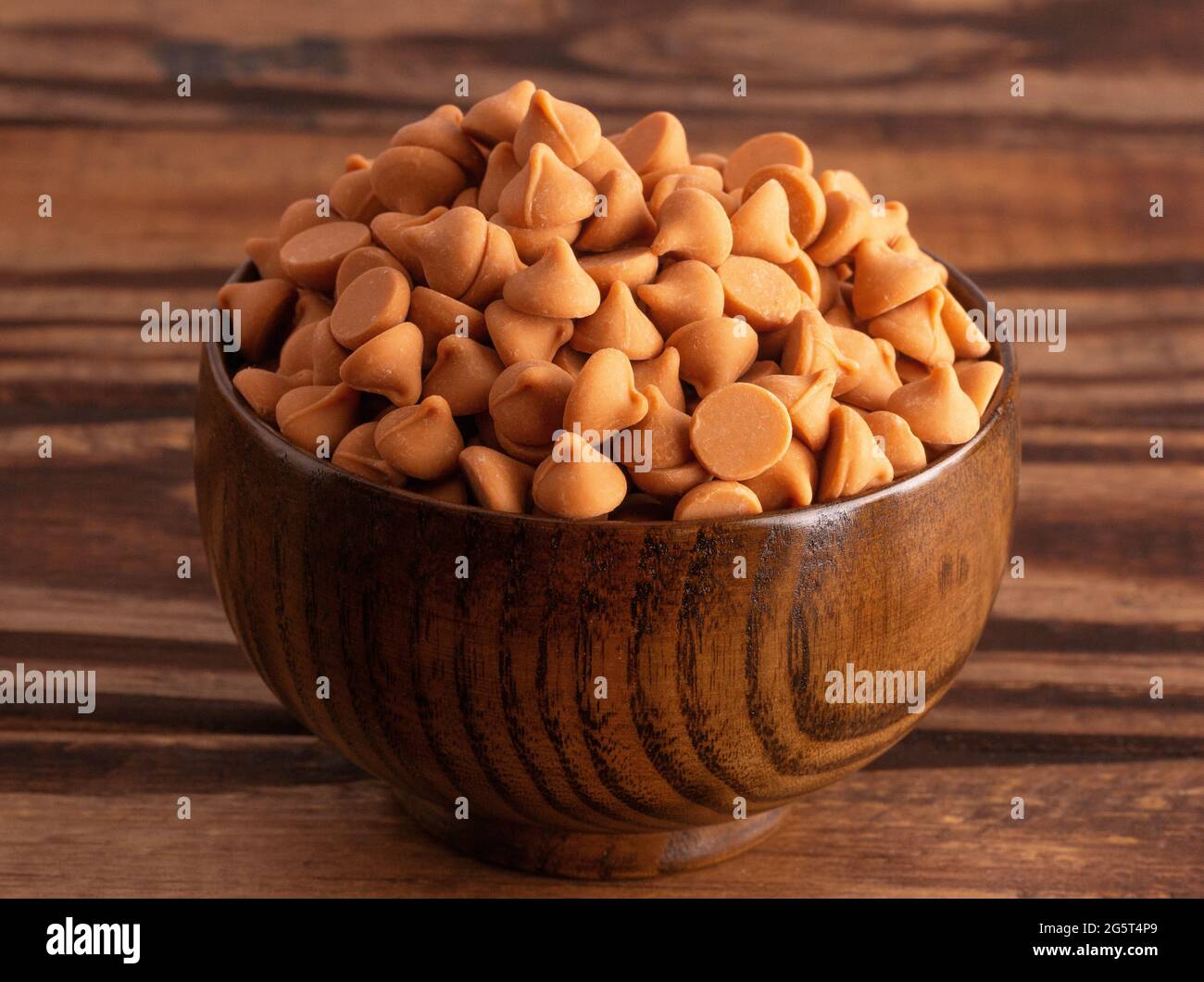 Butterscotch candy hi-res stock photography and images - Alamy