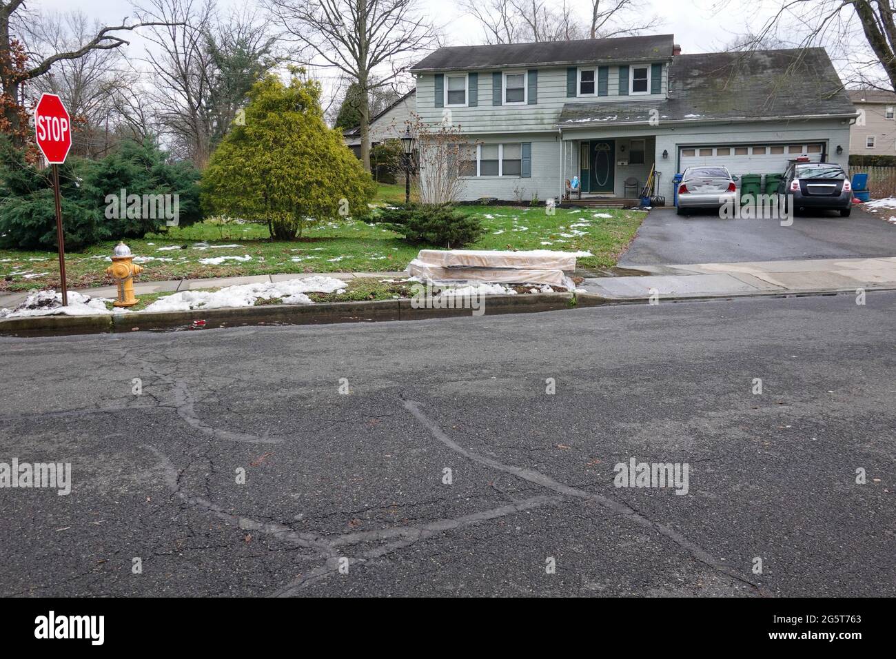 Curb box hires stock photography and images Alamy