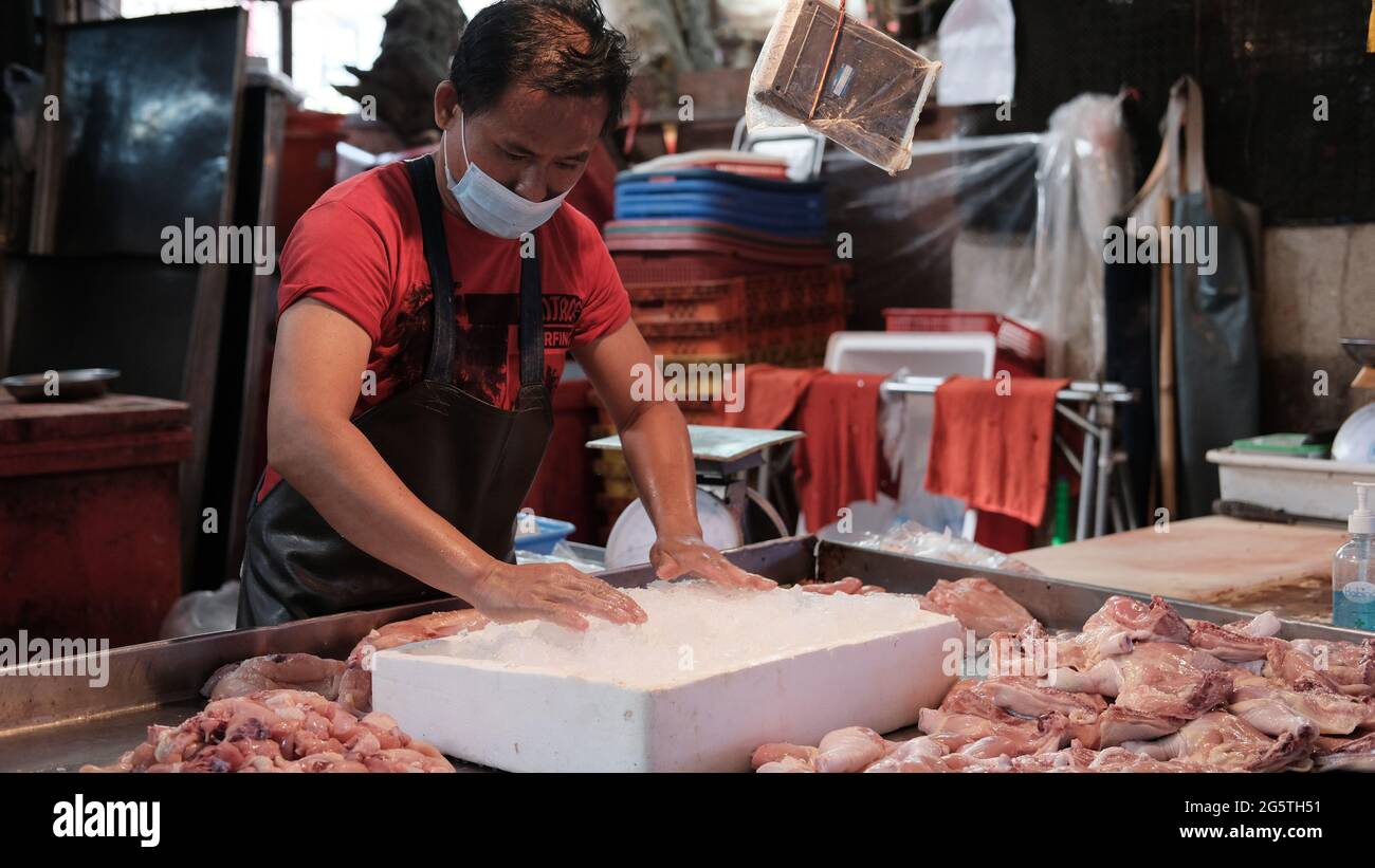 Klong Toey Market Wholesale Wet Market Bangkok Thailand largest food distribution center in Southeast Asia Stock Photo