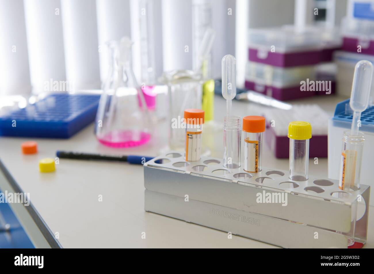 Science laboratory bench with testing equipment Stock Photo Alamy