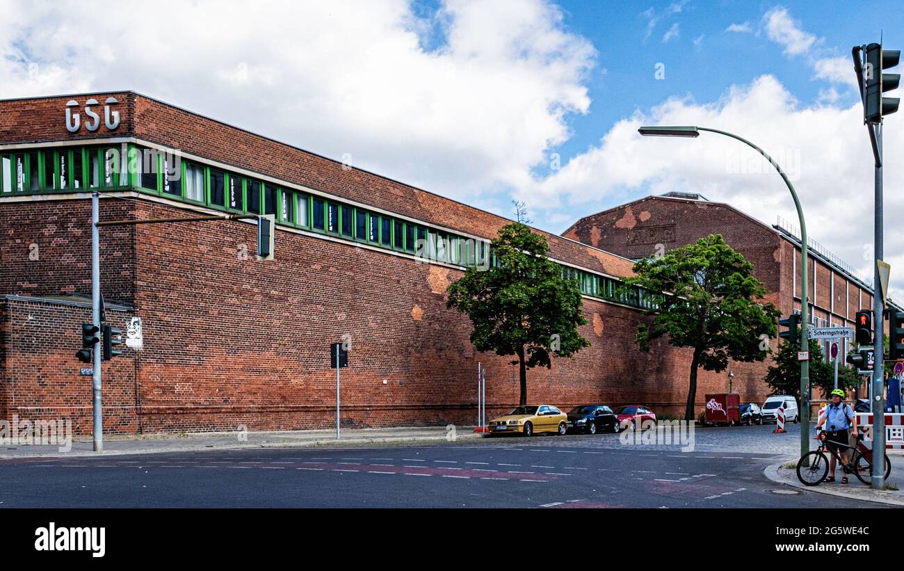 Berlin Mitte, Amperium Am Humboldthain. GSG real estate company rents