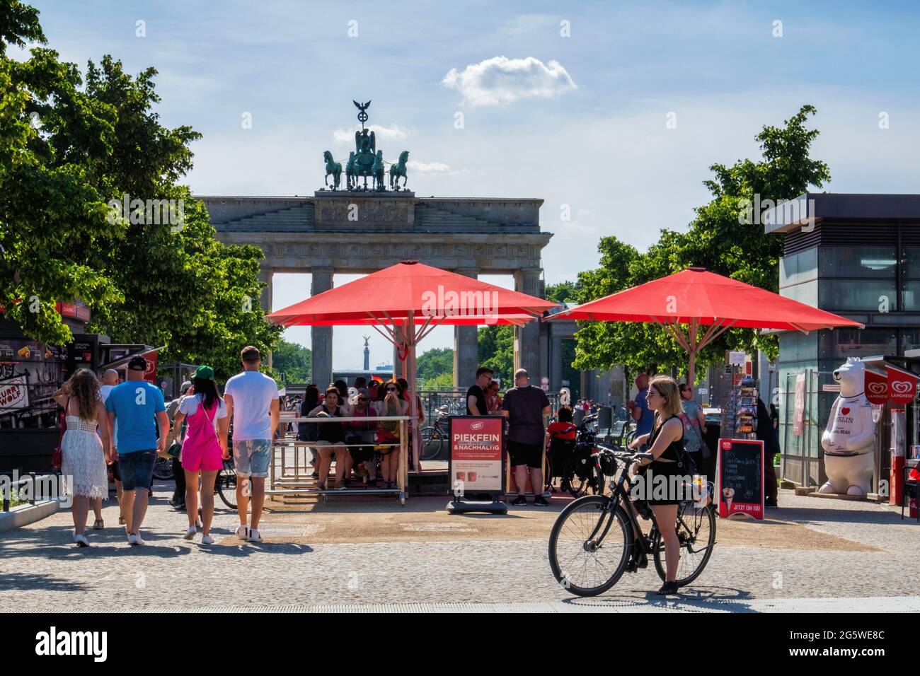 Visit berlin mitte hires stock photography and images Alamy