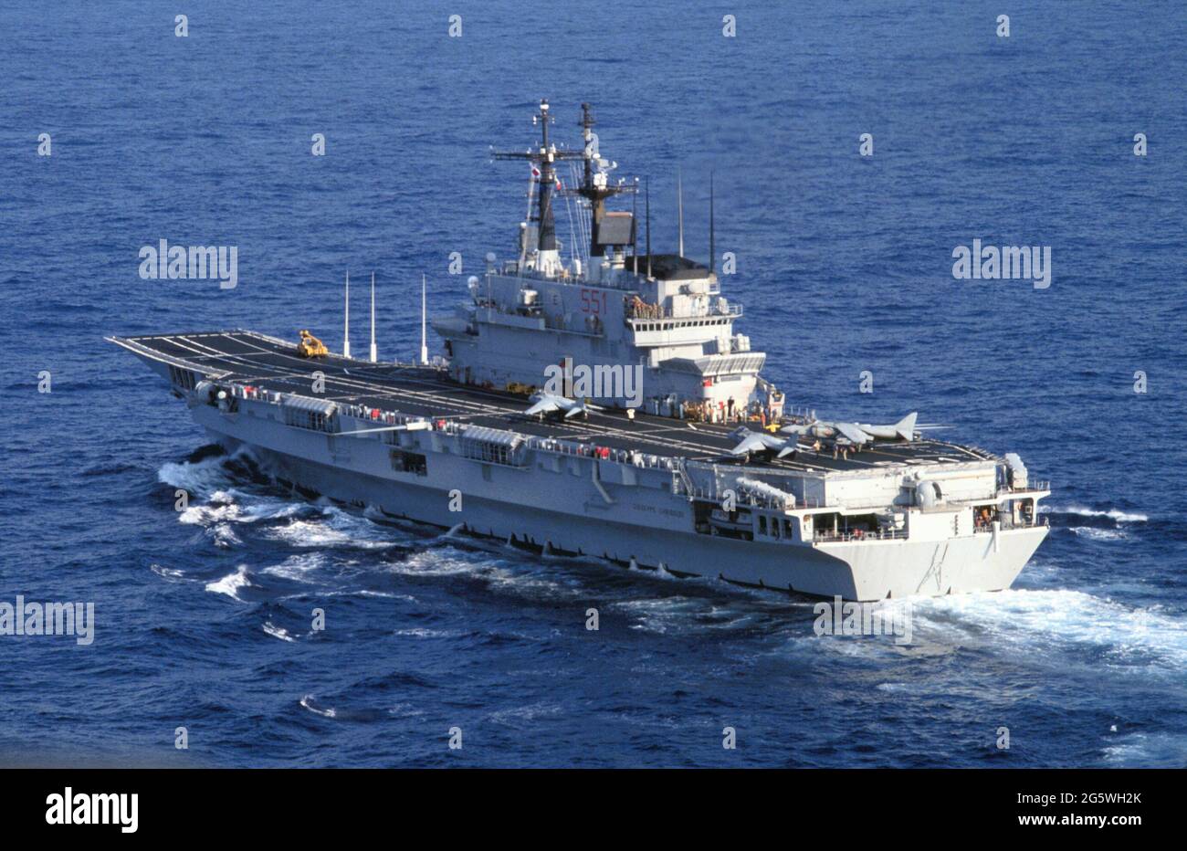 Italian Navy, Garibaldi aircraft carrier in navigation - Marina Militare  italiana, portaerei Garibaldi in navigazione Stock Photo - Alamy