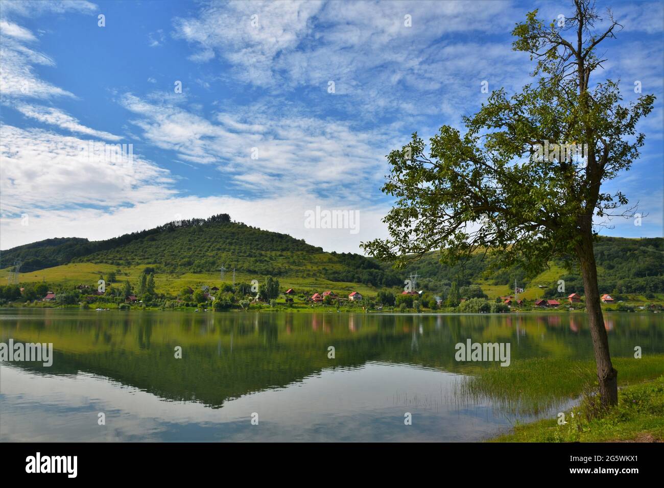 Shot beautiful green mountain hi-res stock photography and images - Alamy
