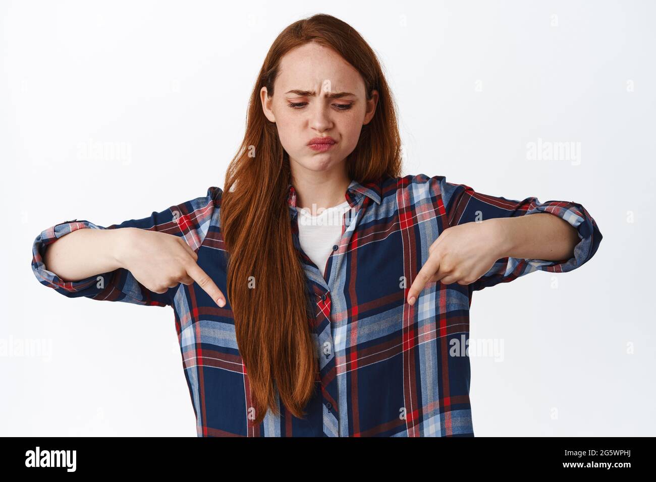 tween girls grimacing Teen girl natural looking hi-res stock photography and images - Page 3 -  Alamy
