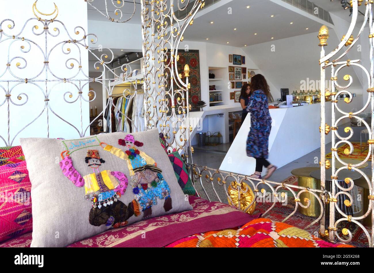 LEBANON. BEIRUT. MINA EL HOSN DISTRICT. THE SHOP ORIENT 499 IS SELLING